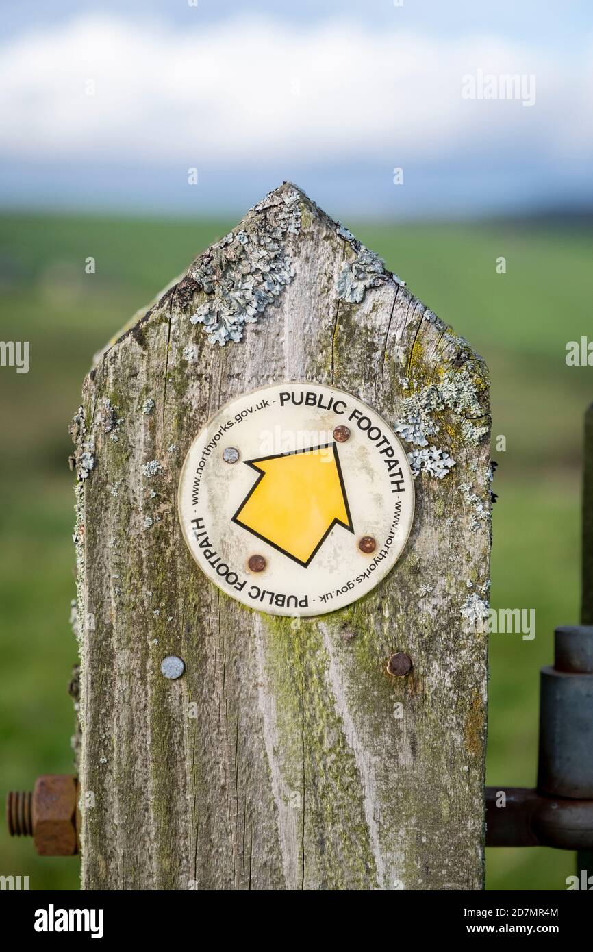 Public footpath sign, Near Greenhow Hill, Nidderdale, North Yorkshire, UK Stock Photo