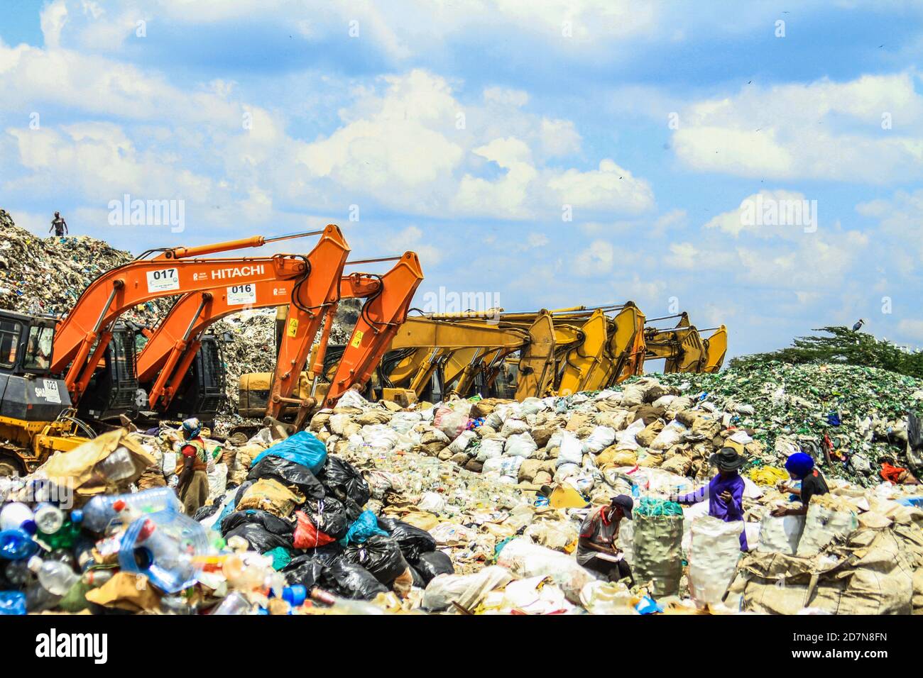 Dandora Dumpsite High Resolution Stock Photography and Images Alamy