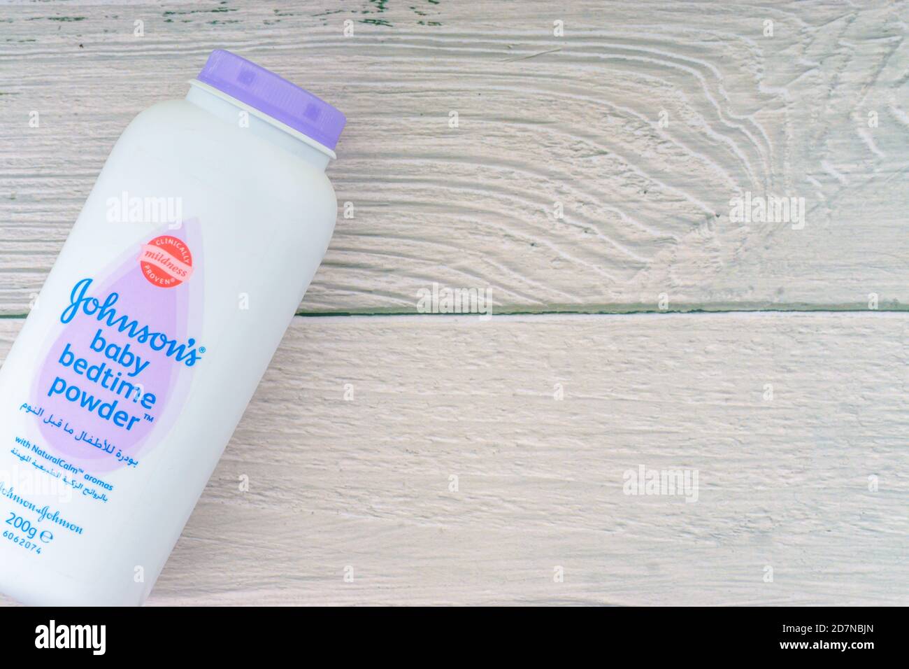 Kuala Lumpur Malaysia October 19 2020 Johnson And Johnson Baby Bedtime Powder Talcum On Wooden Background Stock Photo Alamy