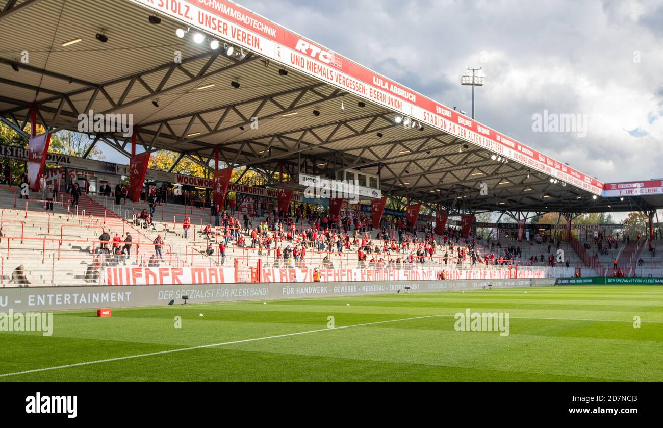 24 October 2020 Berlin Football Bundesliga 1st Fc Union Berlin Sc Freiburg 5th Matchday Stadion An Der Alten Forsterei Banderole In The Stadium Shows Lettering Once Again Clearly Visible Criminal Are