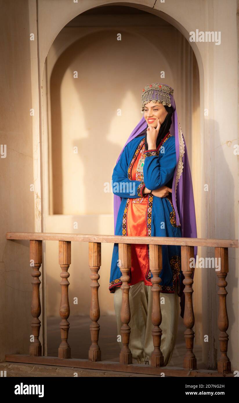 beautiful young iranian lady in traditional clothing Stock Photo - Alamy