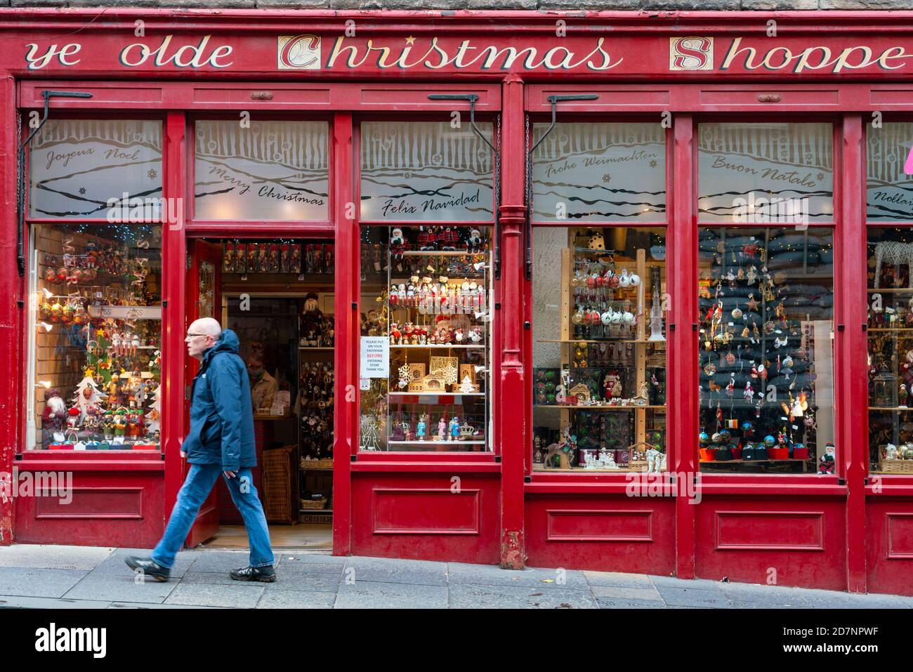 Edinburgh, Scotland, UK. 24 October 2020. Exterior of Christmas shop on Royal Mile in Edinburgh