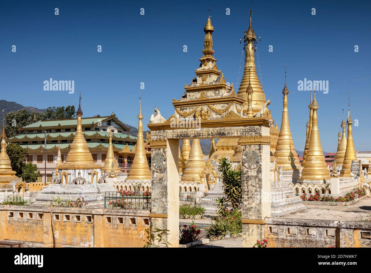 Golden stupas of the Pindaya monastery, Myanmar Stock Photo