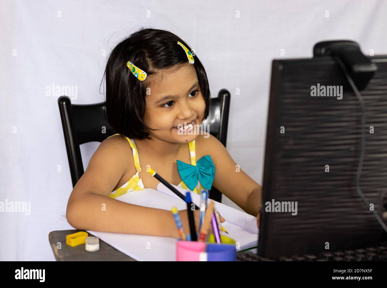 Indian girl computer school hi-res stock photography and images - Alamy