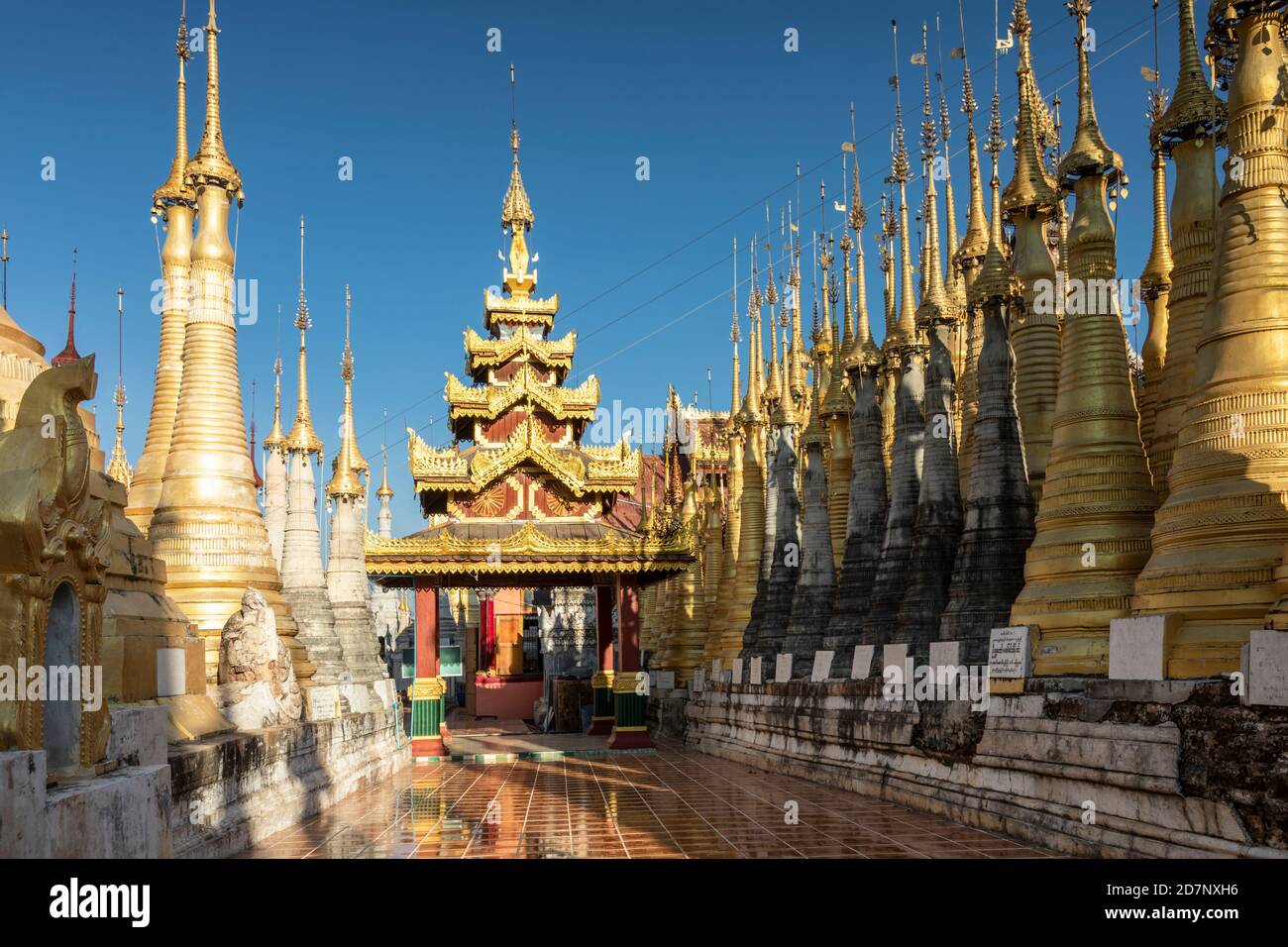 Golden Shwe Indein Pagoda at Lake Inle, Myanmar Stock Photo