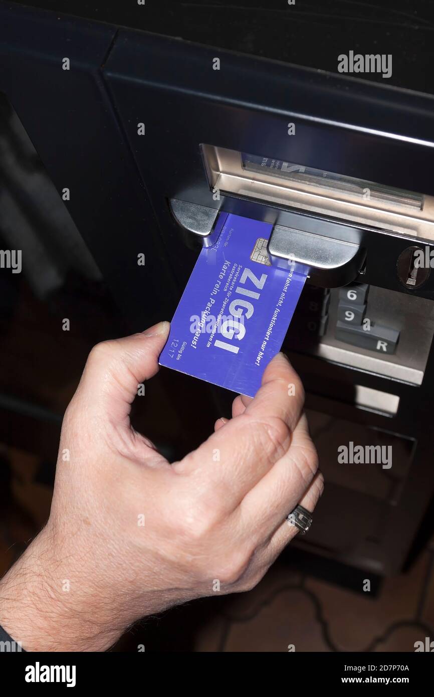 Ziggi card hi-res stock photography and images - Alamy