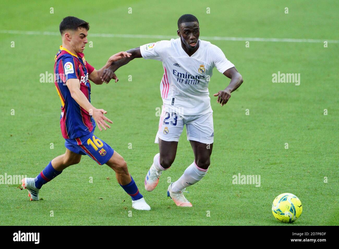 Camp Nou, Barcelona, Catalonia, Spain. 24th Oct, 2020. La Liga Football, Barcelona versus Real Madrid; Pedro González López held off by Mendy of Real Credit: Action Plus Sports/Alamy Live News Stock Photo