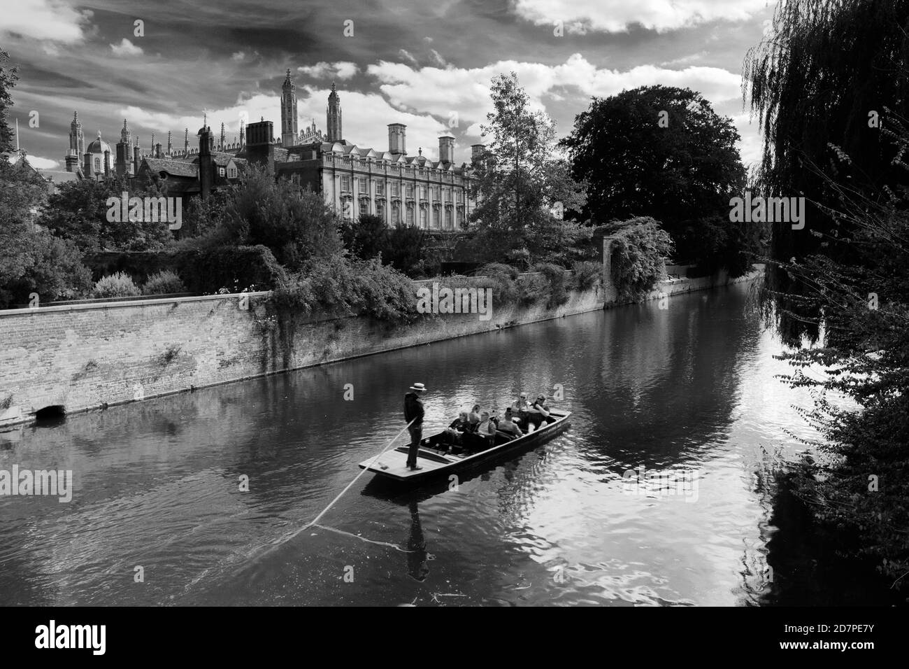 People Punting on the river Cam, Clare College Cambridge City, England, UK Stock Photo