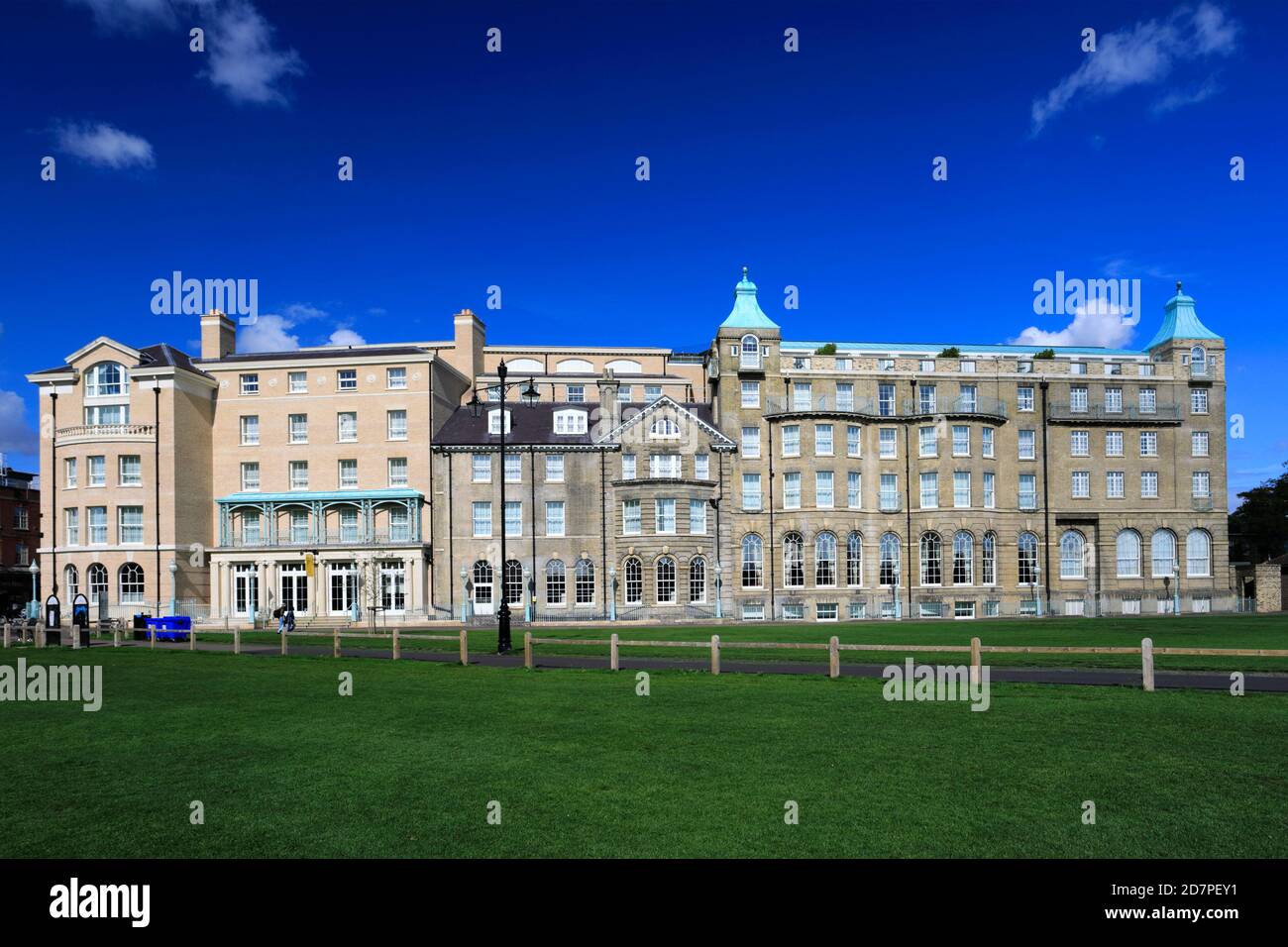 The University Arms Hotel, Parkers Piece, Cambridge City, Cambridgeshire, England, UK Stock Photo