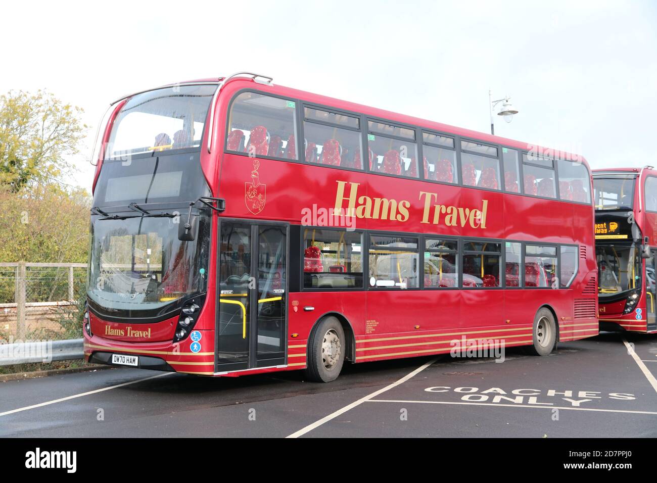 Alexander dennis enviro 400 hi-res stock photography and images - Alamy