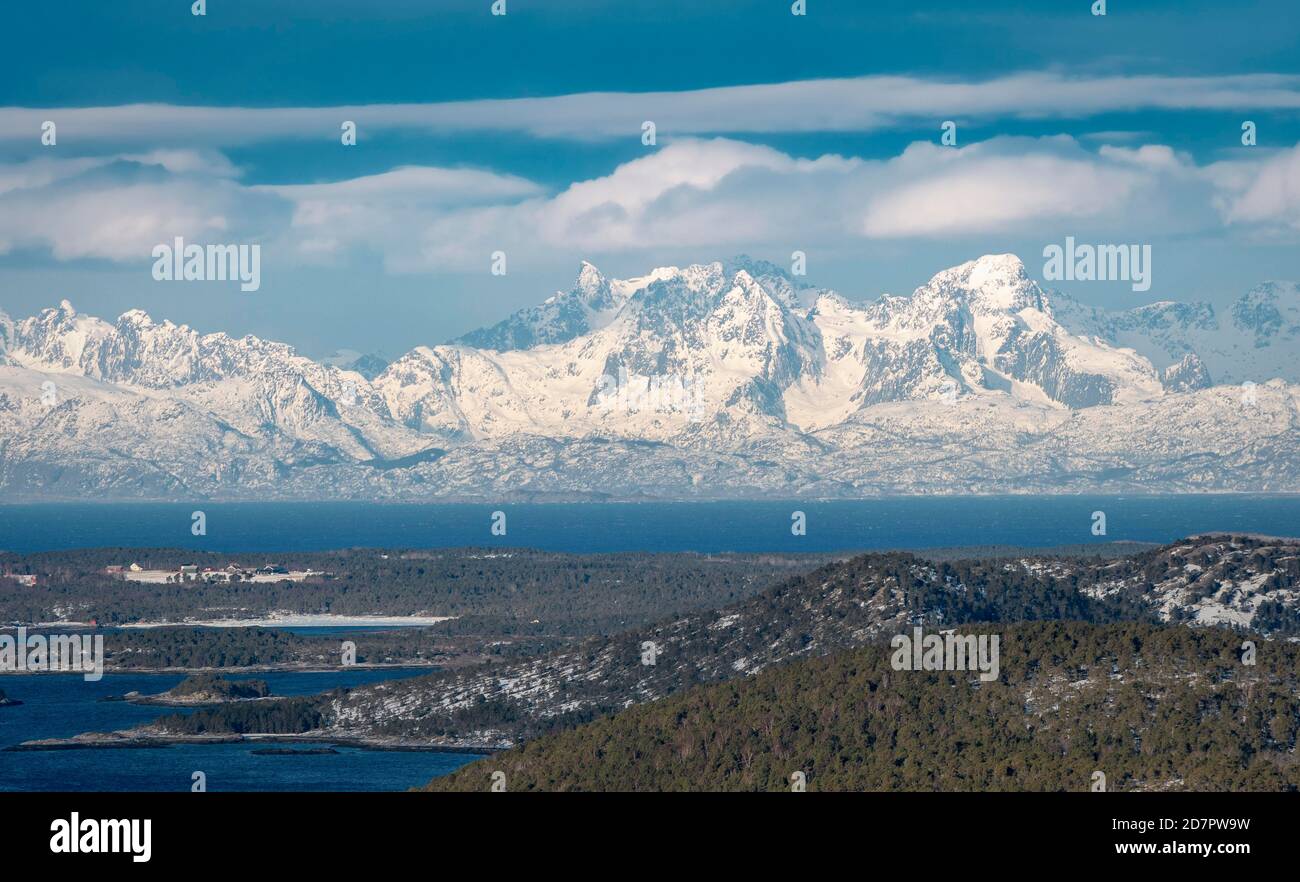 Deep arctic hi-res stock photography and images - Alamy