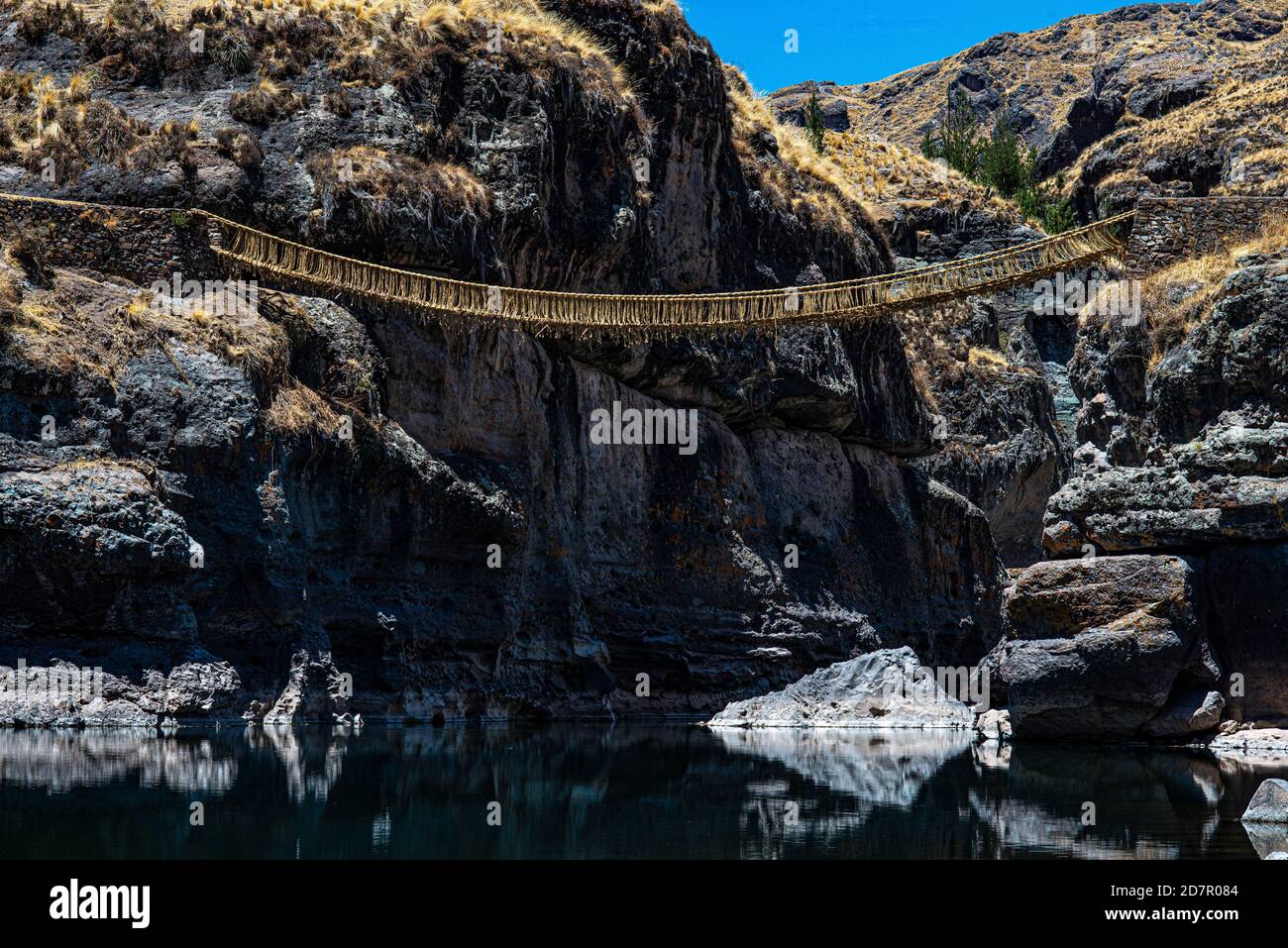 Qu'eswachaka suspension bridge, rope bridge made of woven Peruvian Feathergrass (Stipa ichu), over the Apurimac River, last known working Inca Stock Photo