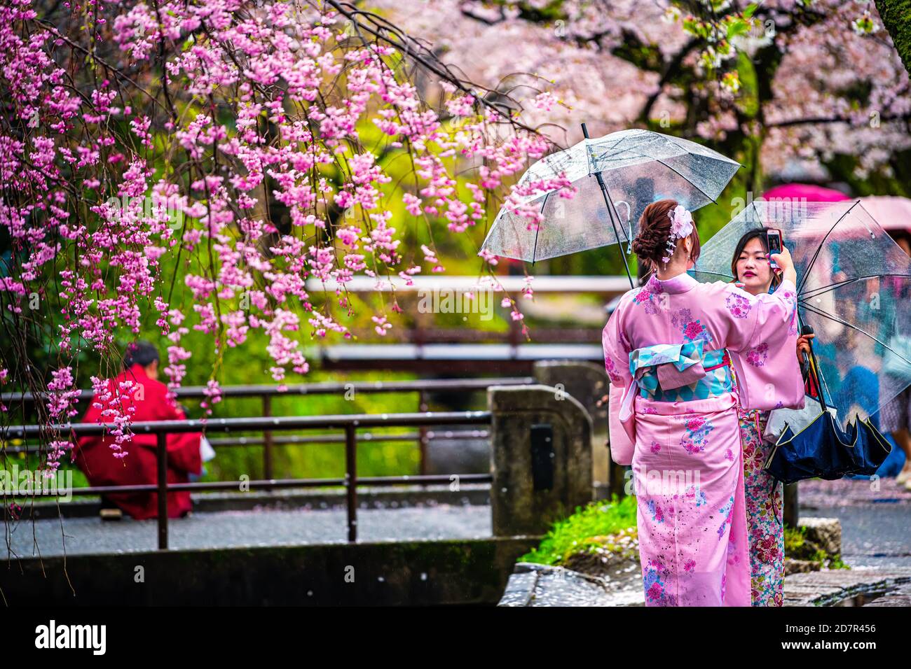 Japanese Women Traditional Dress Kawaii Pink Sakura Kimono Geisha Cosplay  Costume Dance Performance Photoshooting Clothing