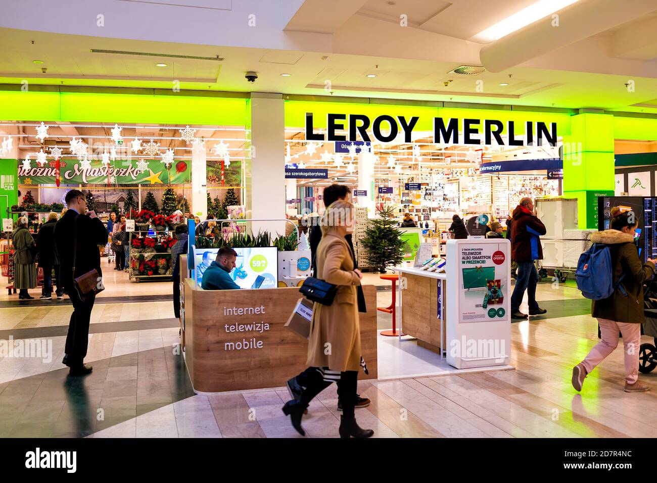 Warsaw, Poland - December 18, 2019: People in Westfield Arkadia largest  complex shopping mall with sign for Leroy Merlin home improvement store  shop Stock Photo - Alamy