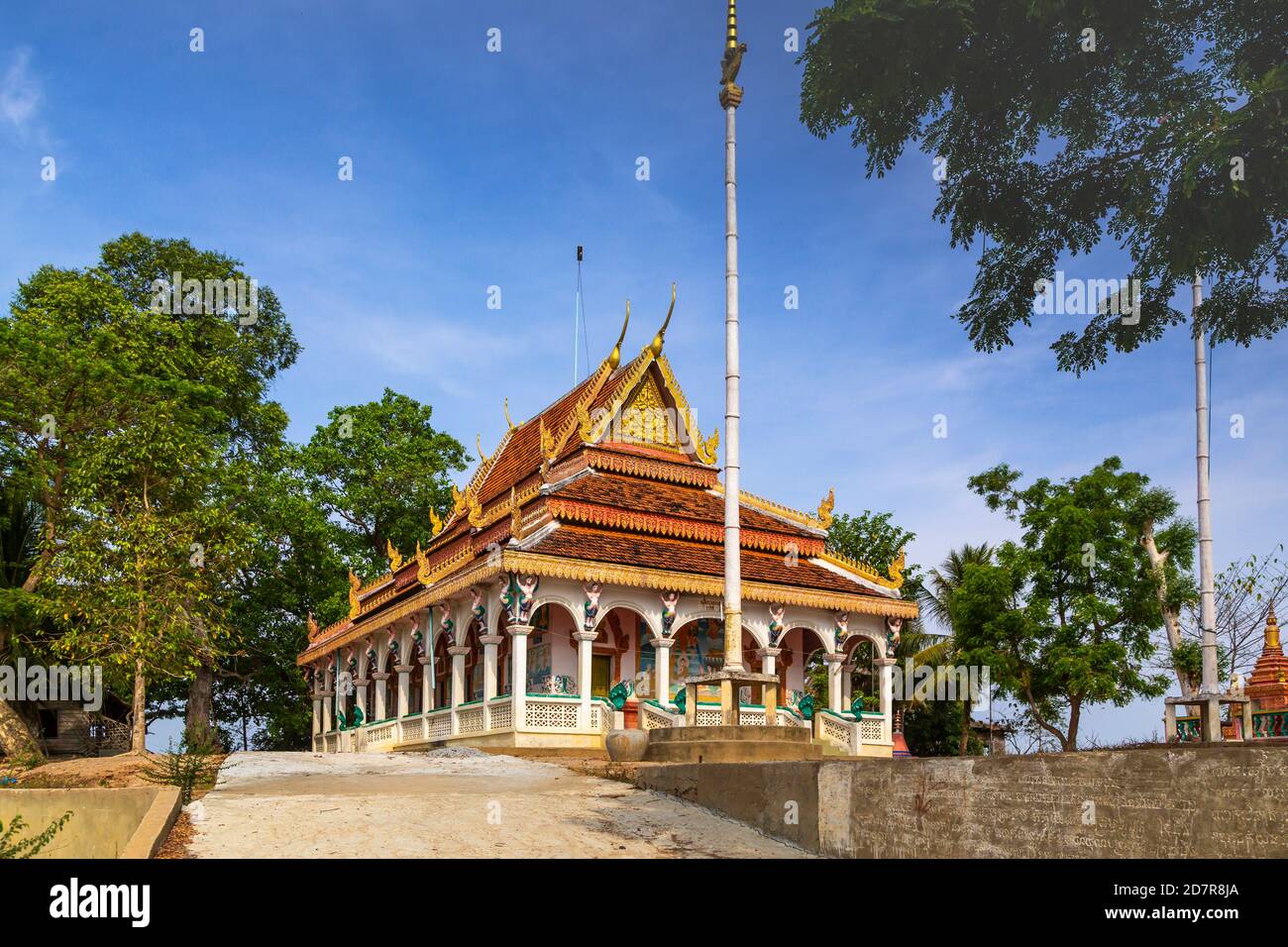 A Buddhist temple complex near the floating villages of Tonle Sap, near Siem Reap, Cambodia, Asia. Stock Photo