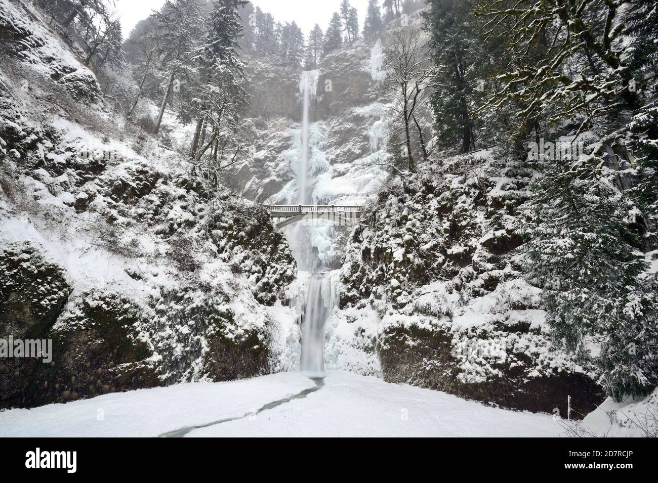 Snowy Multnomah Falls, Oregon-USA Stock Photo