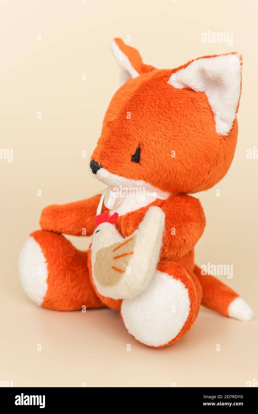 Ginger Fox High Resolution Stock Photography and Images Alamy