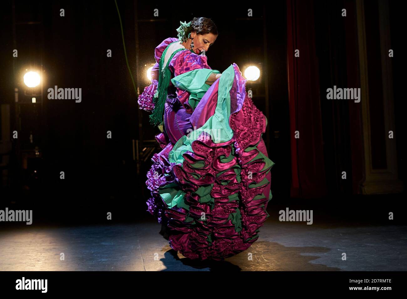 Alcala de Henares, Spain. 24 October, 2020. A flamenco dancer during the 'Volver' flamenco dance festival at Cervantes theater in Alcala de Henares, Spain. In Madrid, the capacity limitation in theaters is between 50% and 75% as a preventive measure against Covid-19. Credit: May Robledo/Alfa Images/Alamy Live News Stock Photo