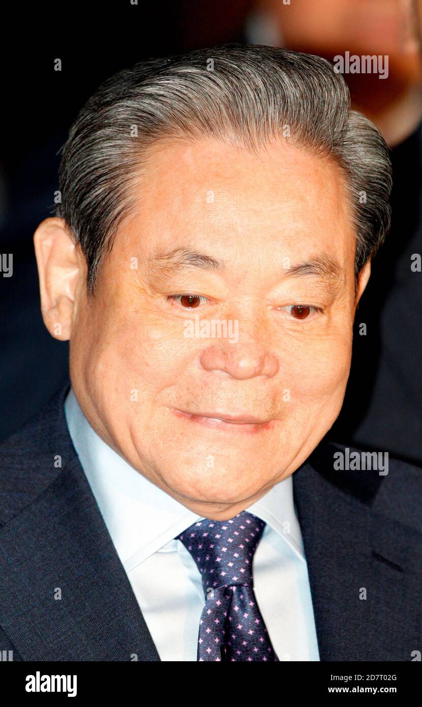 Lee Kun-Hee, Oct 25, 2020 : Chairman of Samsung Electronics Lee Kun-Hee is seen in this file photo taken in Seoul, South Korea. Lee died at a hospital in Seoul on October 25, 2020 at age 78. According to local media, he had been bedridden since May 2014 following a heart attack. Lee Kun-Hee officially inherited the Samsung chief in 1987 at the age of 45 when a founder of Samsung Group and his father Lee Byung-Chul passed away. Credit: Lee Jae-Won/AFLO/Alamy Live News Stock Photo