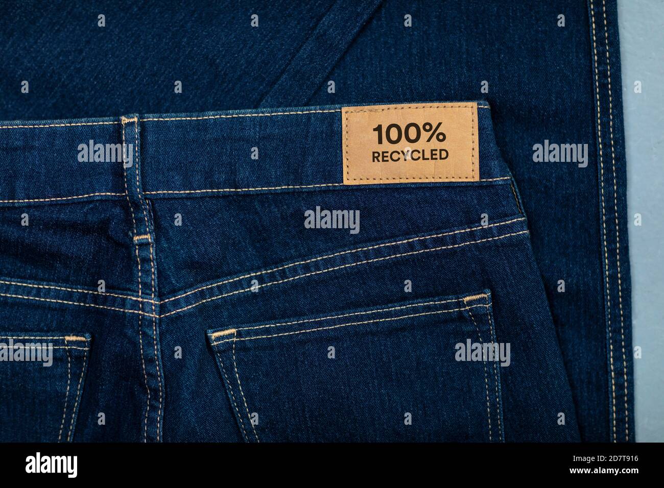 Tag Circular High Resolution Stock Photography And Images Alamy<script async src=