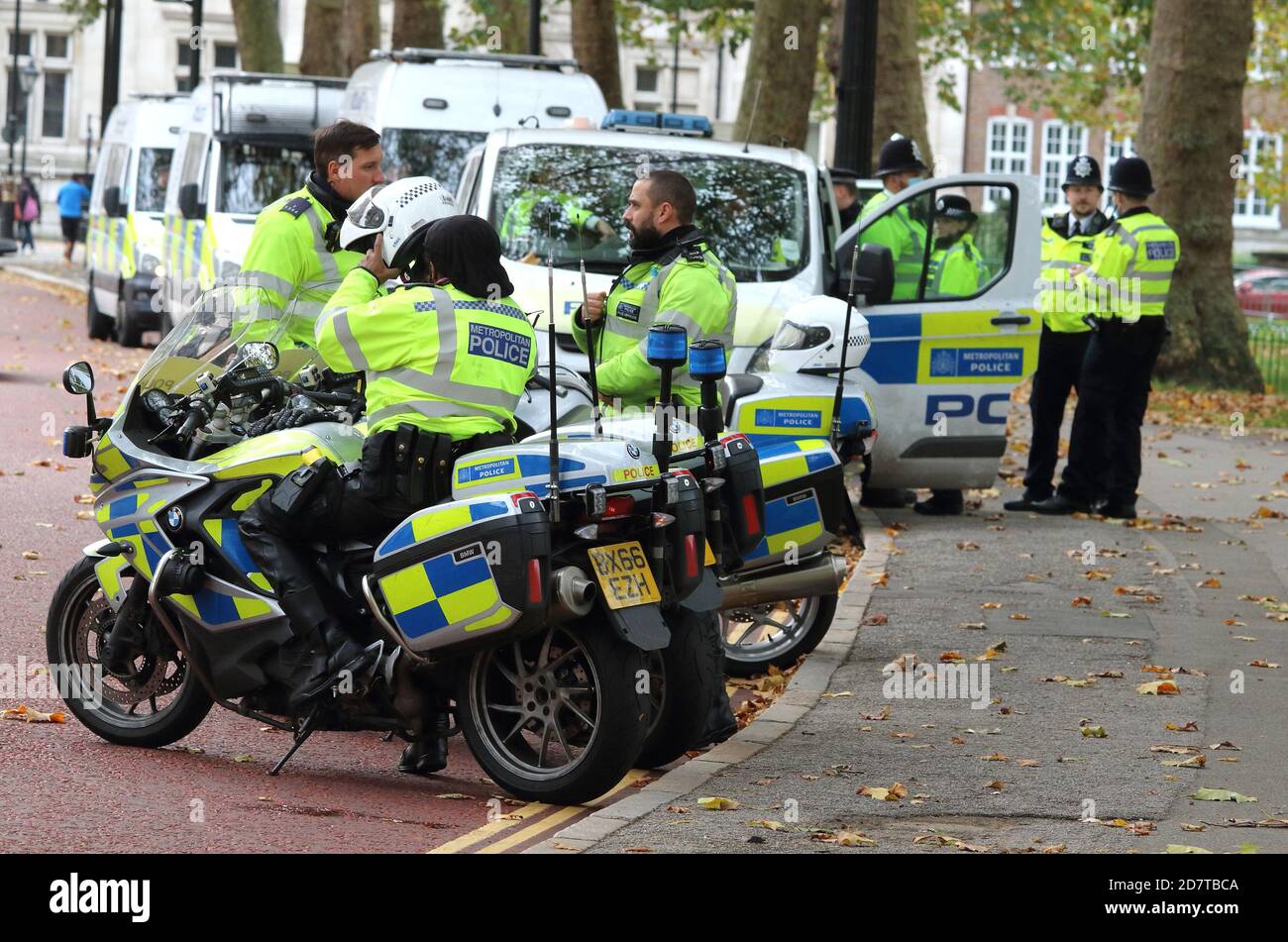 met police motorbikes