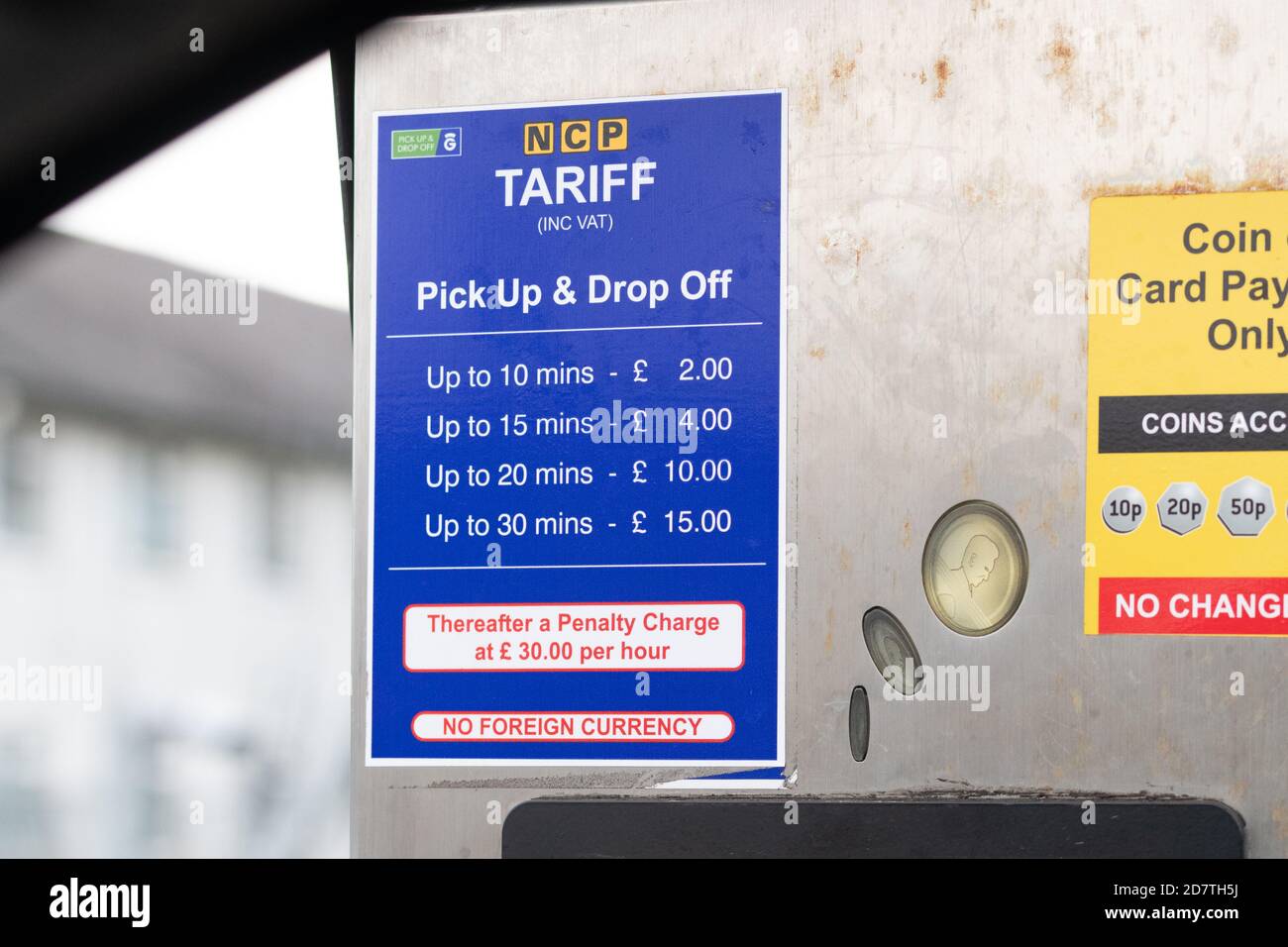 Glasgow airport pick up drop off hi-res stock photography