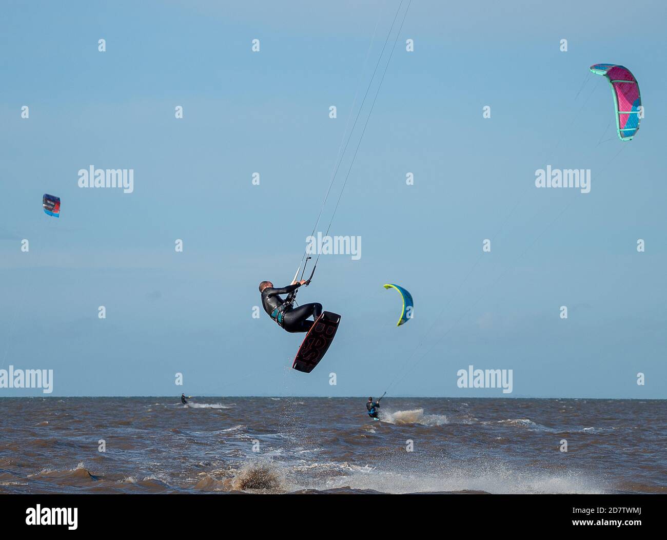 Kite surfers, orange hi-res stock photography and images - Alamy