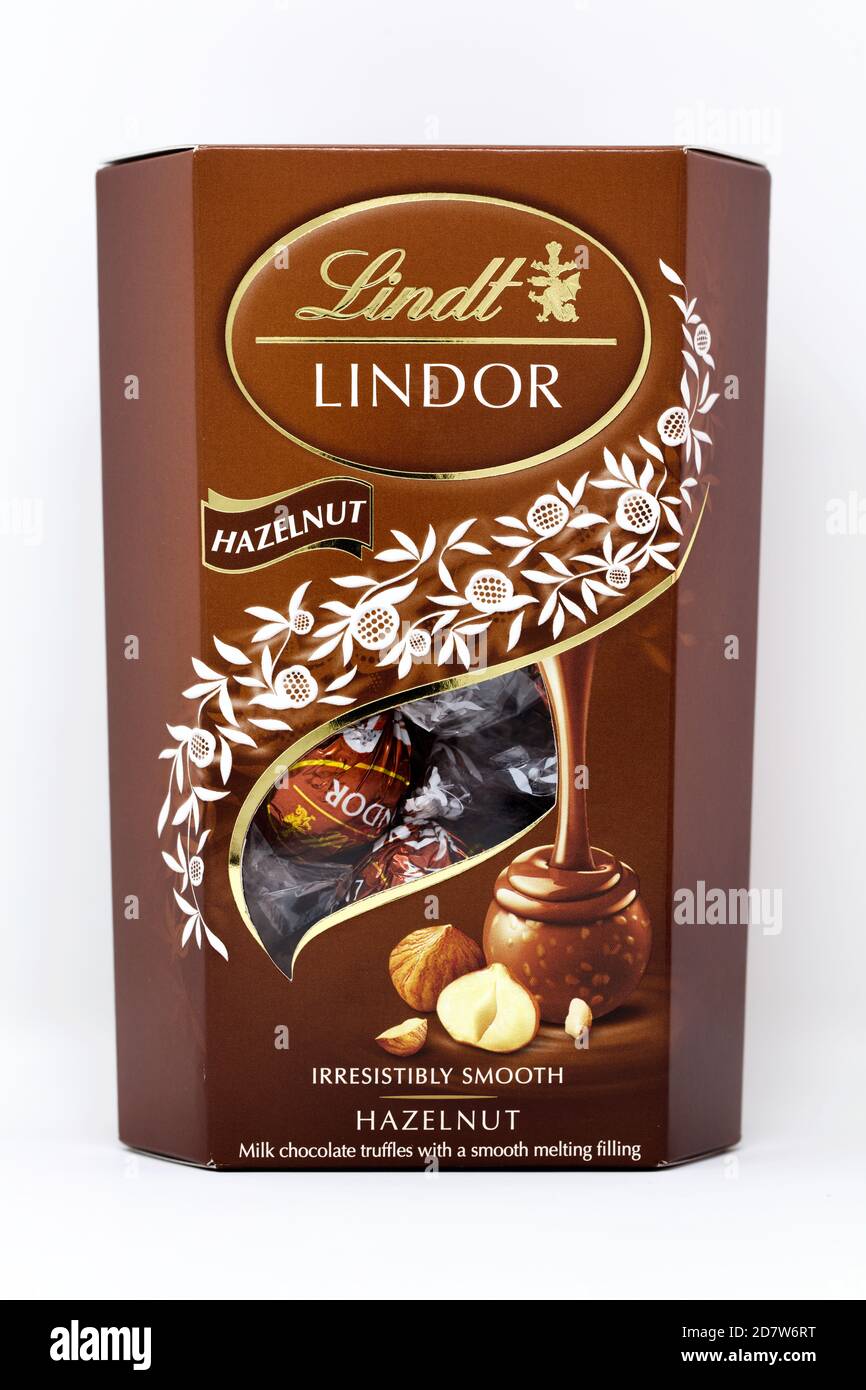 Lindt Lindor Hazelnut Truffles Stock Photo Alamy