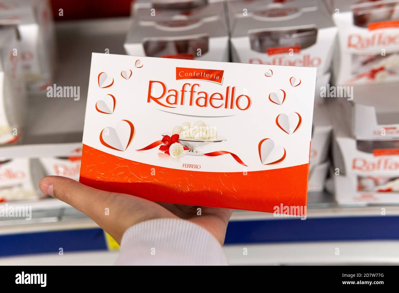 RAFFAELLO FERRERO premium white chocolate sweets with coconut Stock Photo -  Alamy
