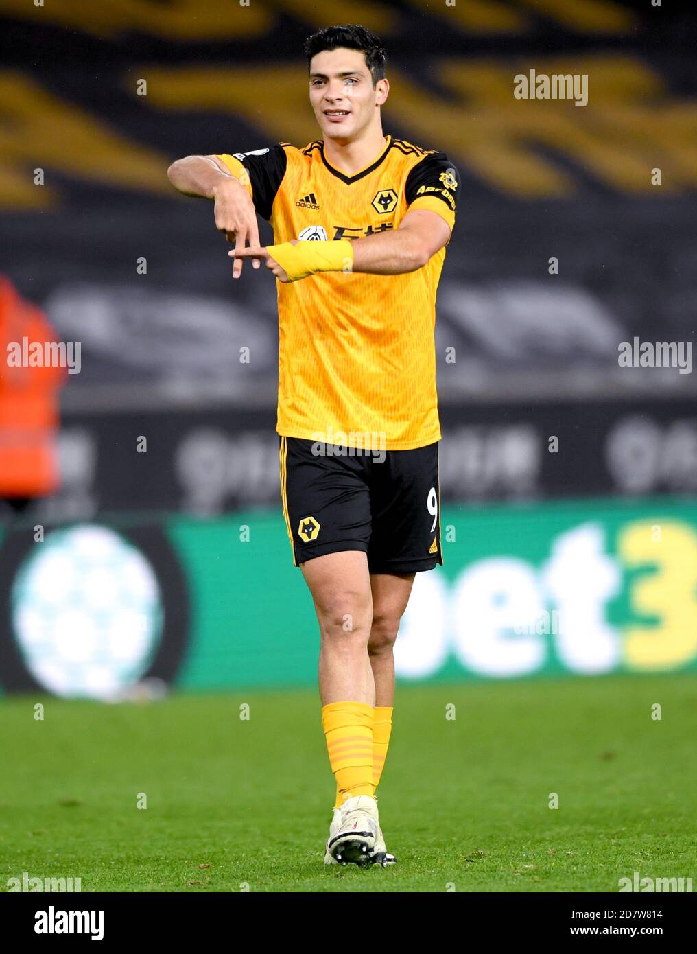 raul jimenez boots