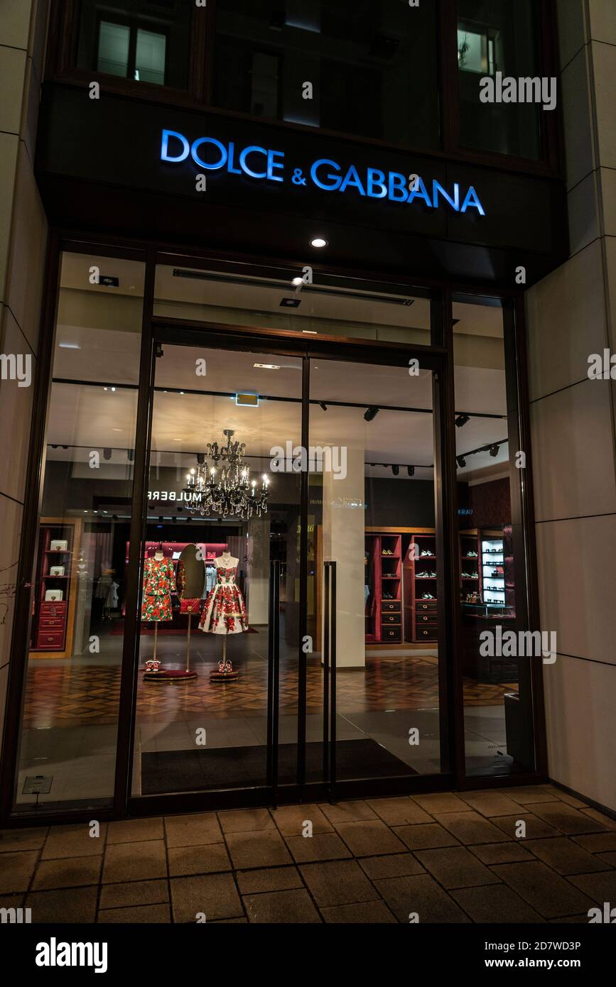 dolce & gabbana luxury clothing