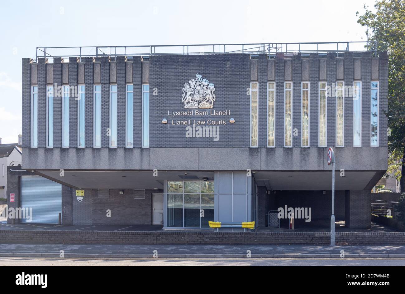 Llanelli Magistrates Court, Town Hall Square, Llanelli, Carmarthenshire, Wales, United Kingdom Stock Photo