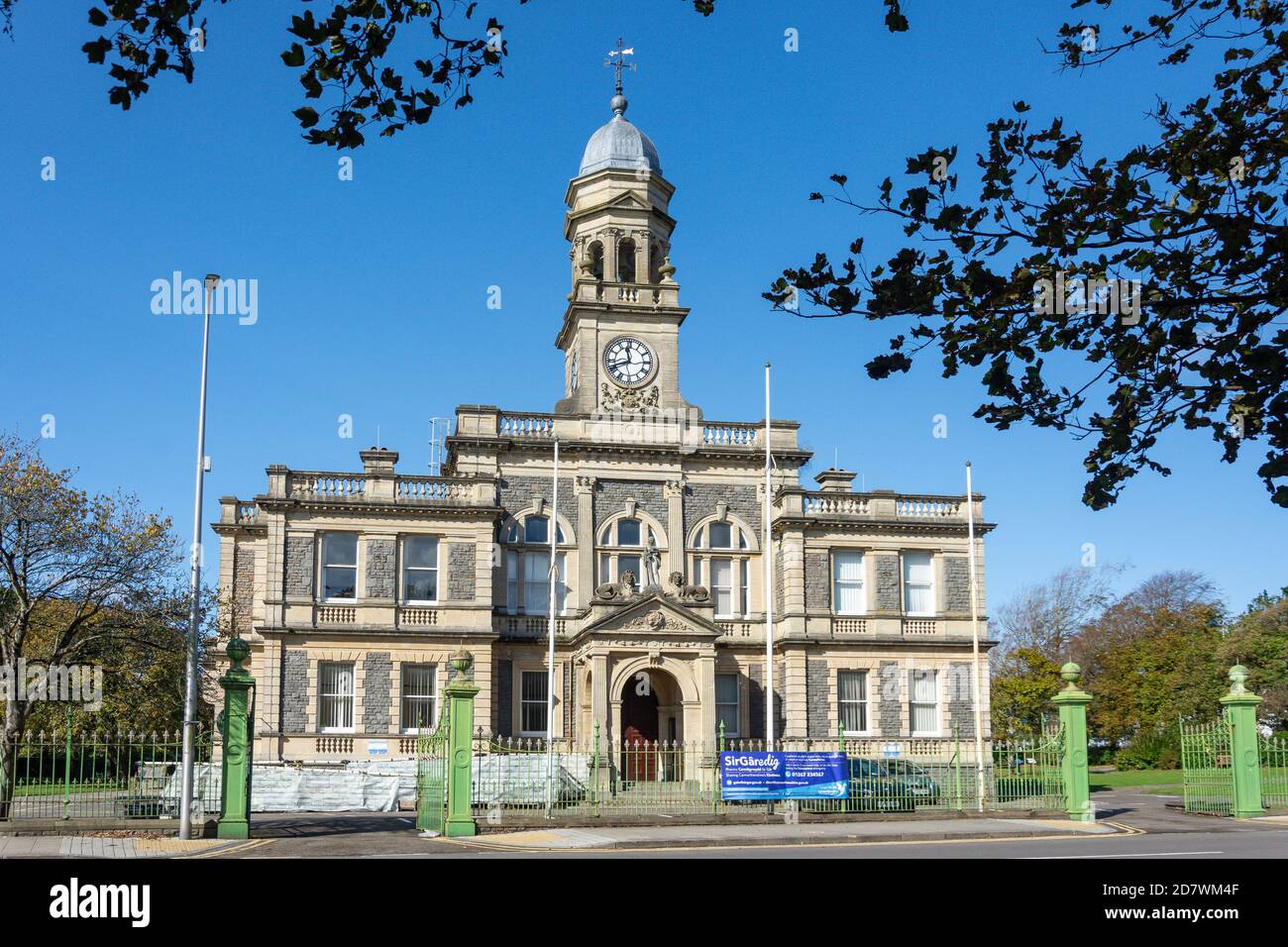 Old Town Hall (Neuadd dref Llanelli), Town Hall Square, Llanelli, Carmarthenshire, Wales, United Kingdom Stock Photo