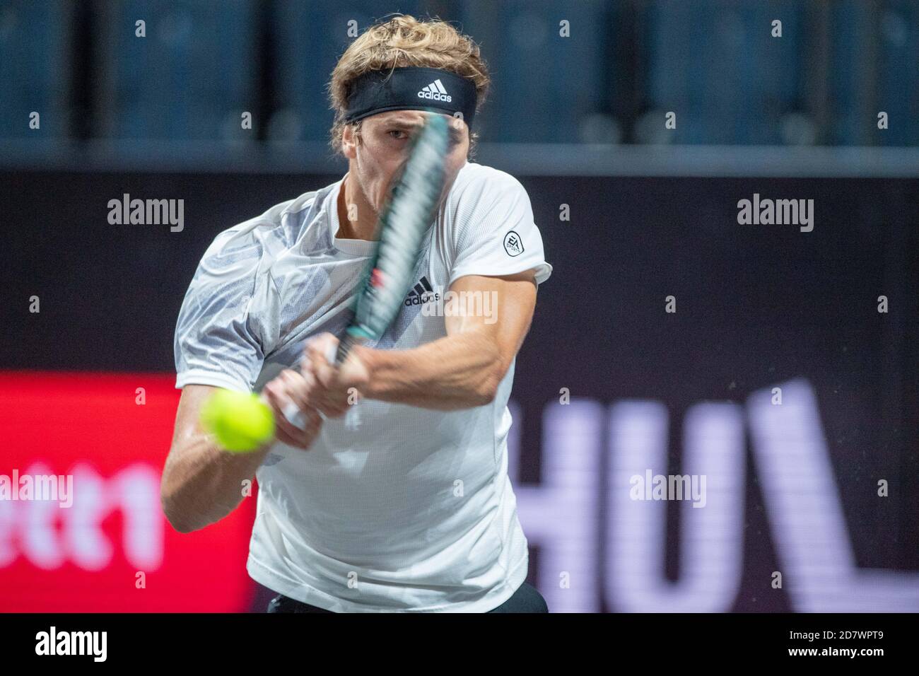 Alexander ZVEREV (GER), action, tennis, bett1HULKS Championship 2020
