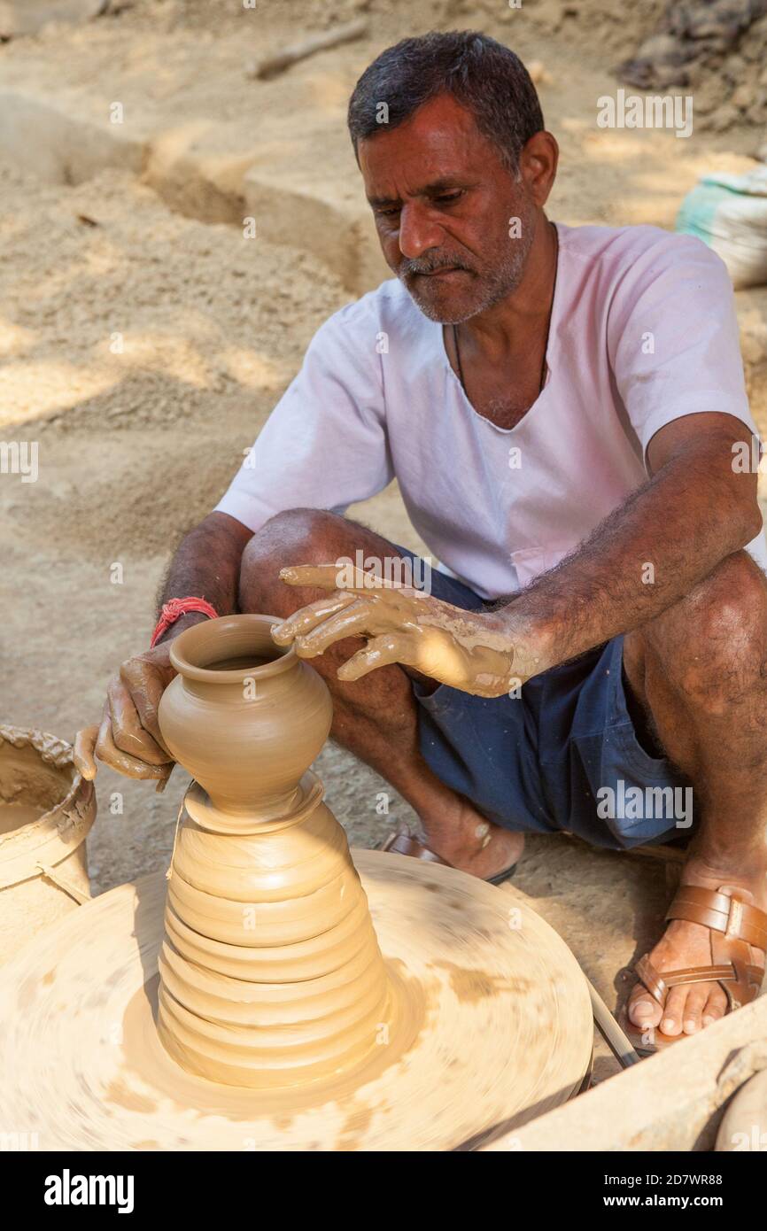 Potter in the old city of New Delhi, India Stock Photo
