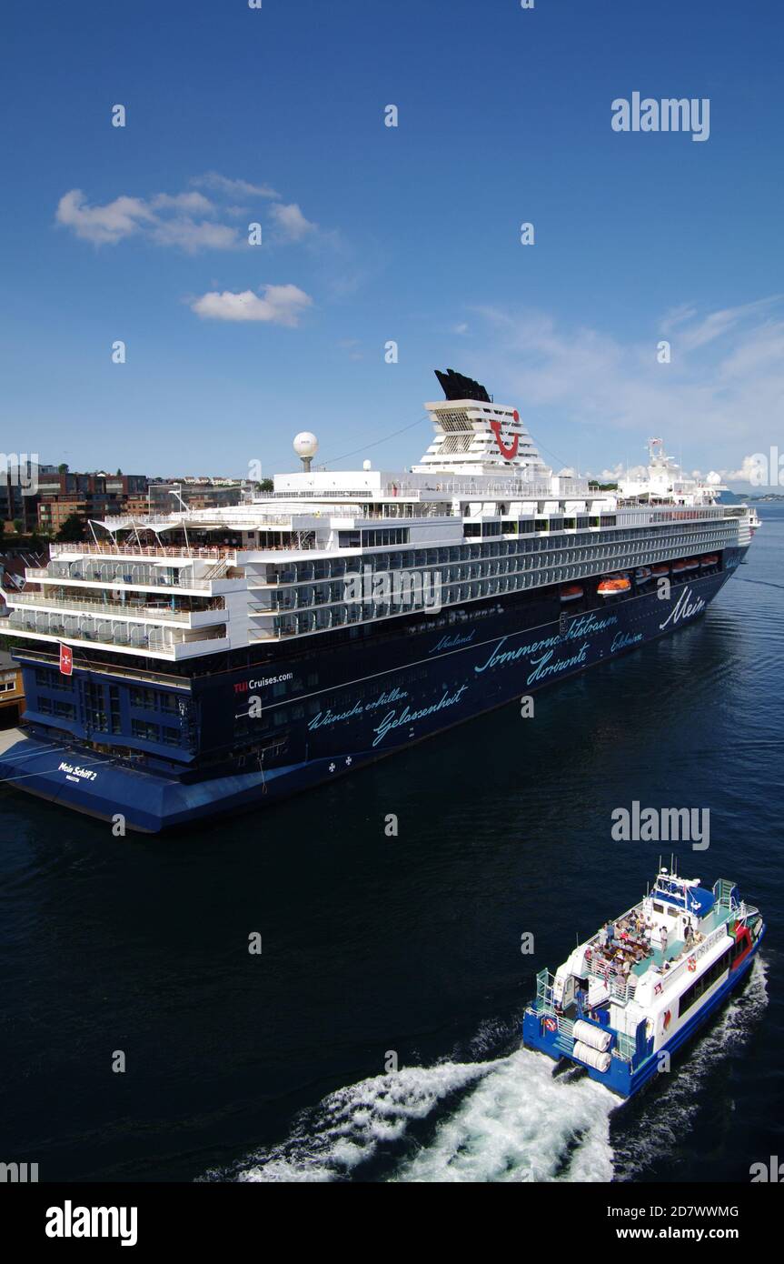  Mein schiff 2 norway hi-res stock photography and images - Alamy Bildidee 
