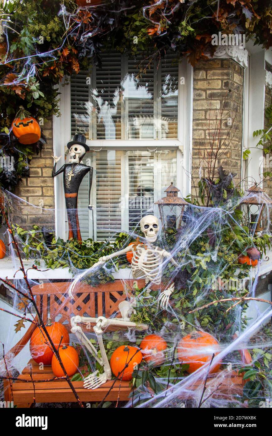 Victorian skulls hires stock photography and images Alamy