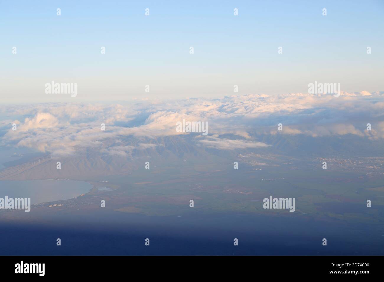 Maui volcanic mountain hawaii hi-res stock photography and images - Alamy