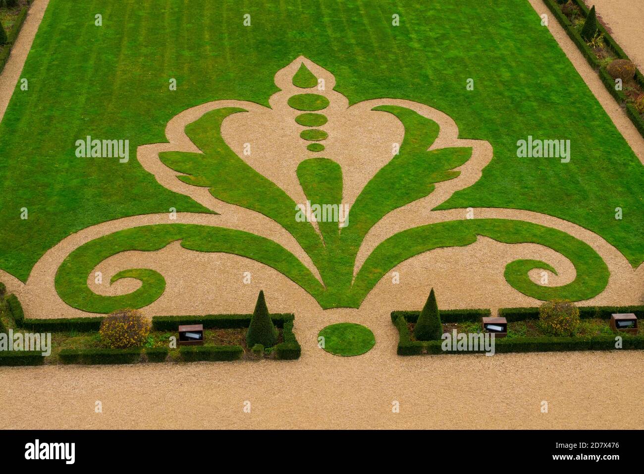 France,Loir-et-Cher (41), Chambord (UNESCO World Heritage), royal Renaissance chateau, formal gardens seen from the terrace, the lily flower is a symb Stock Photo