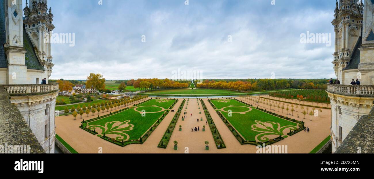 Renaissance castle gardens hires stock photography and images Alamy
