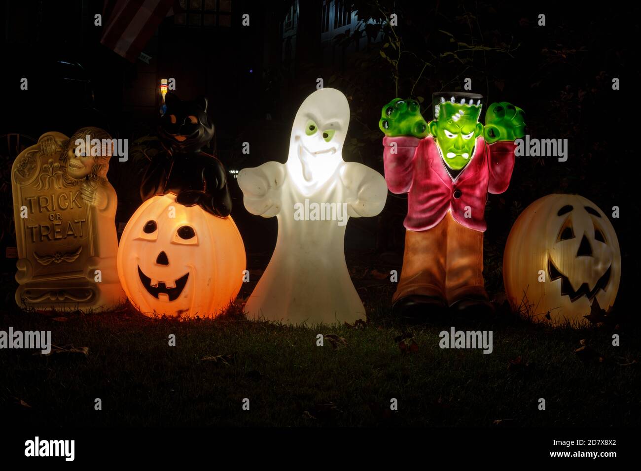 Halloween Decorations Light Up at Night Decorating Front yard Stock
