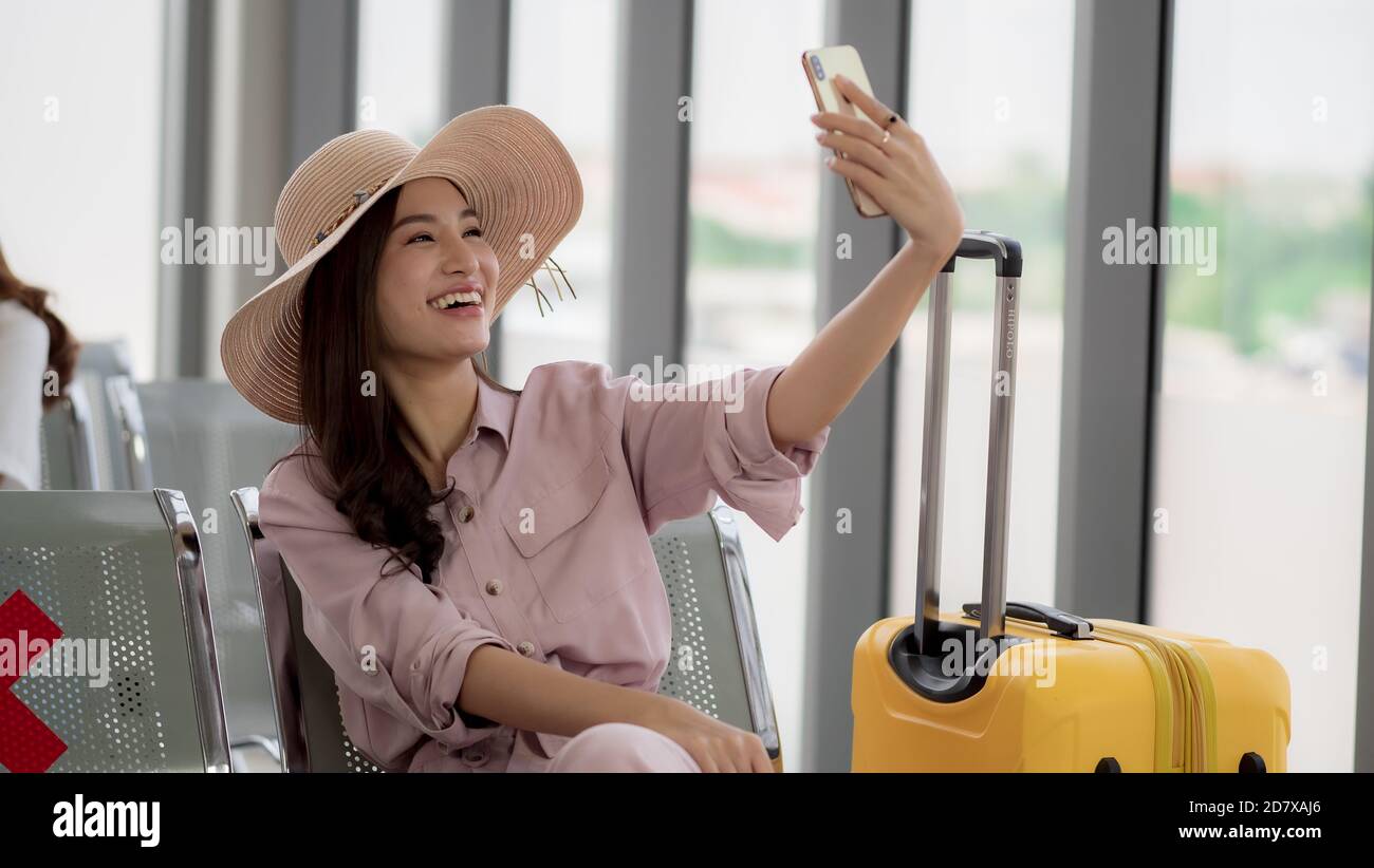 Passenger waiting plane in the airport Stock Photo - Alamy