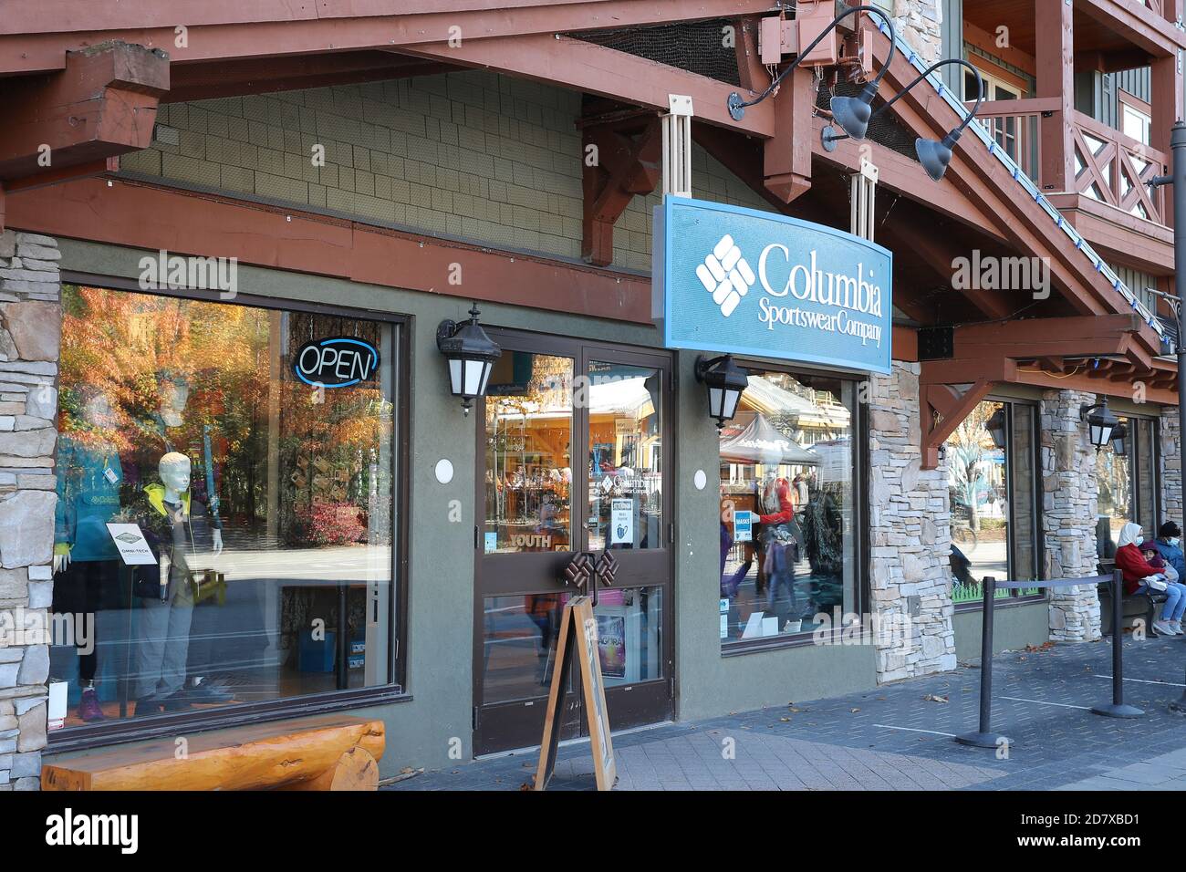 17th of October 2020 - Collinwood Ontario Canada. Blue Mountain Village -  Columba Sportswear Company Front Entrance. Luke Durda/Alamy Stock Photo -  Alamy