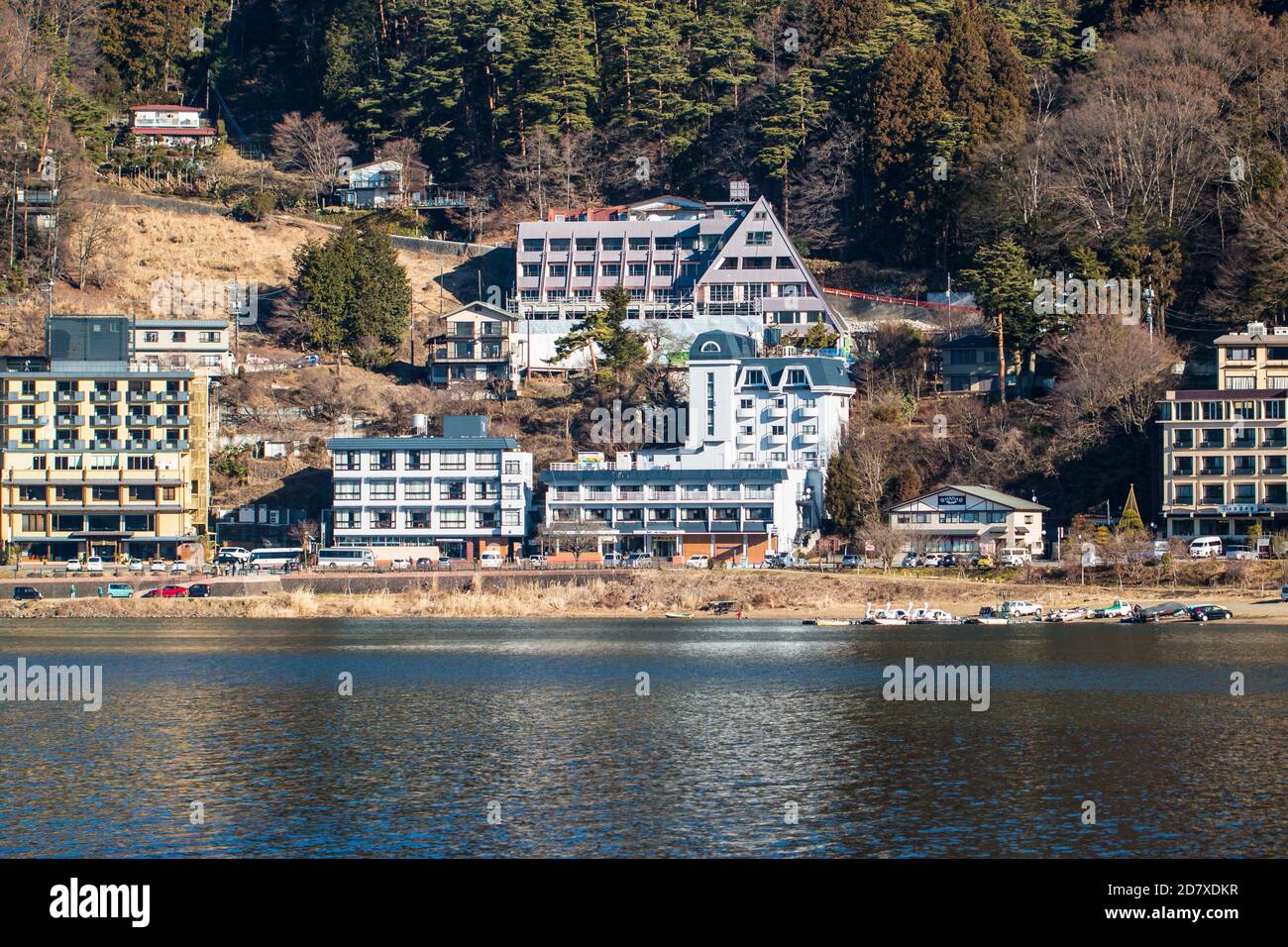 Hotels and accommodation situated right in front of the beautiful Lake Kawaguchi in Fujikawaguchiko Stock Photo