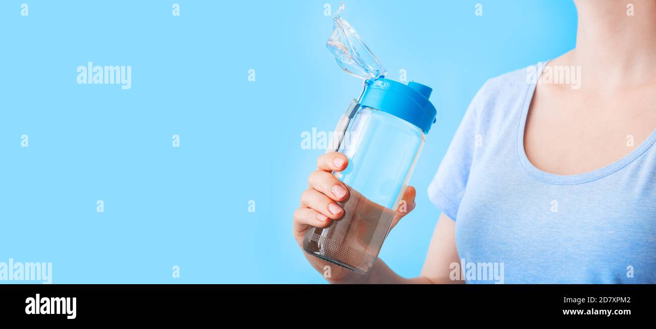 Sports drinking flask hi-res stock photography and images - Alamy