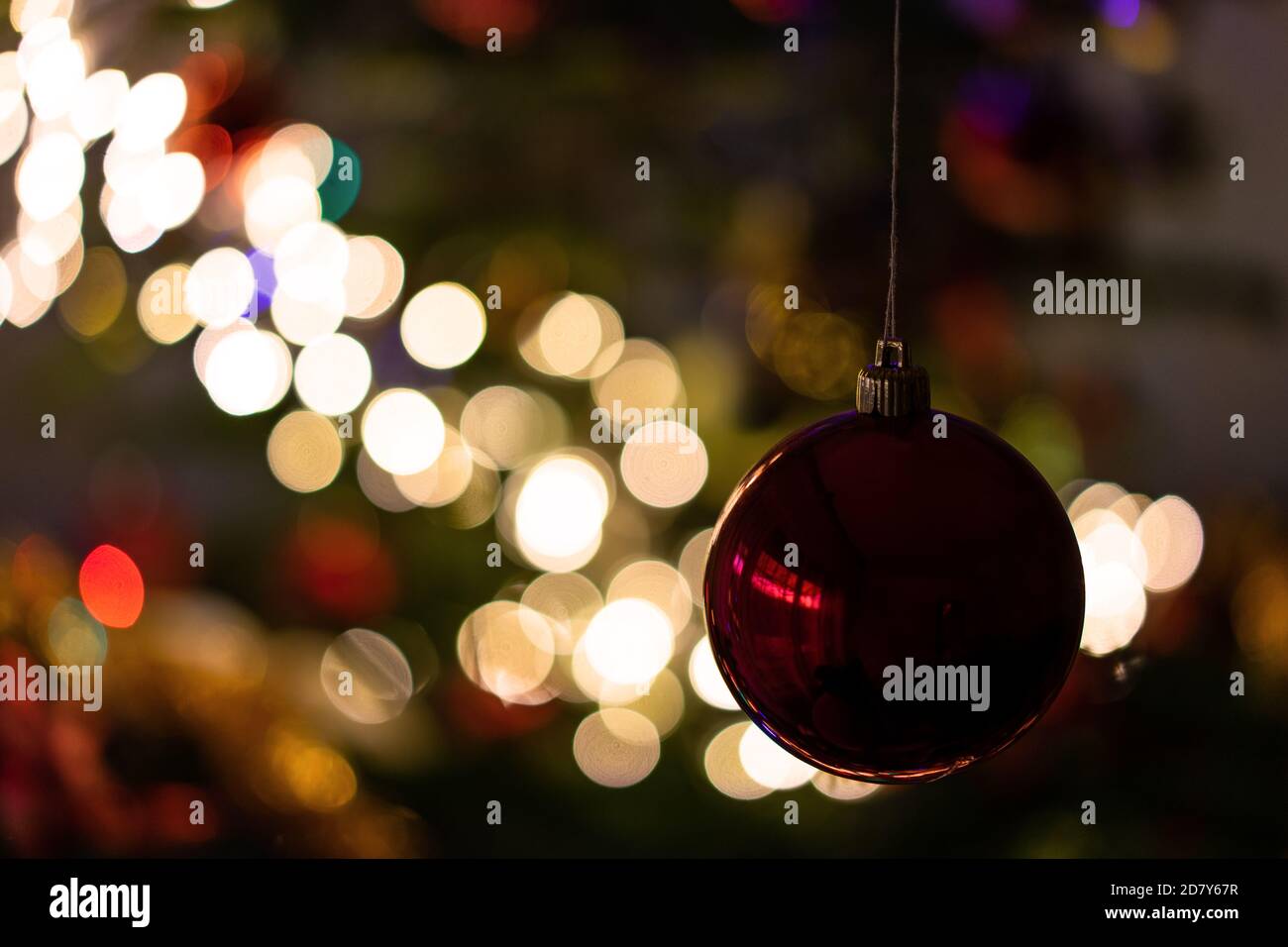 Close up christmas tree with christmas ornament and lights Stock Photo ...