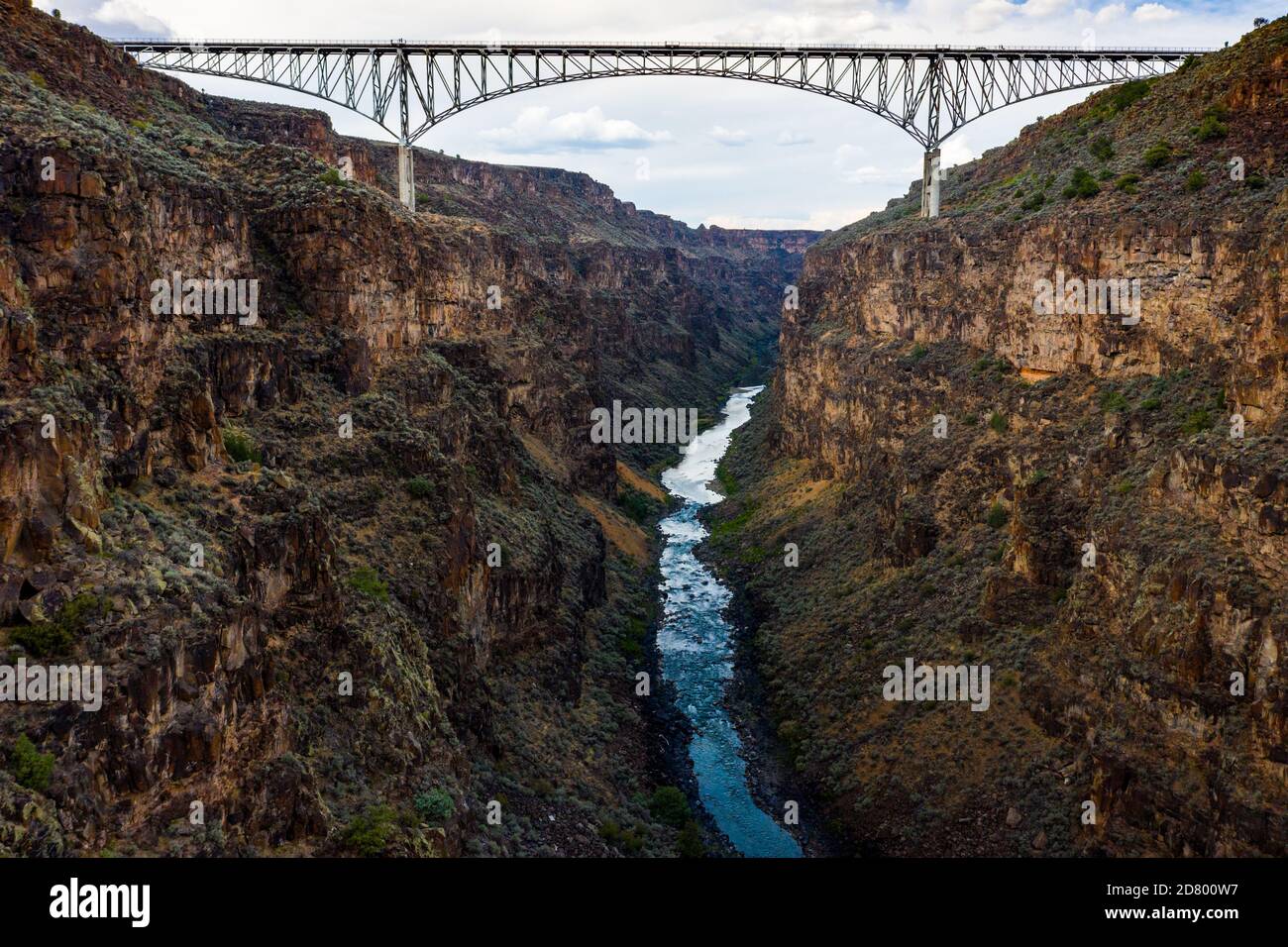 Rio Grande Bridge, Arroyo Hondo, NM, USA Stock Photo Alamy