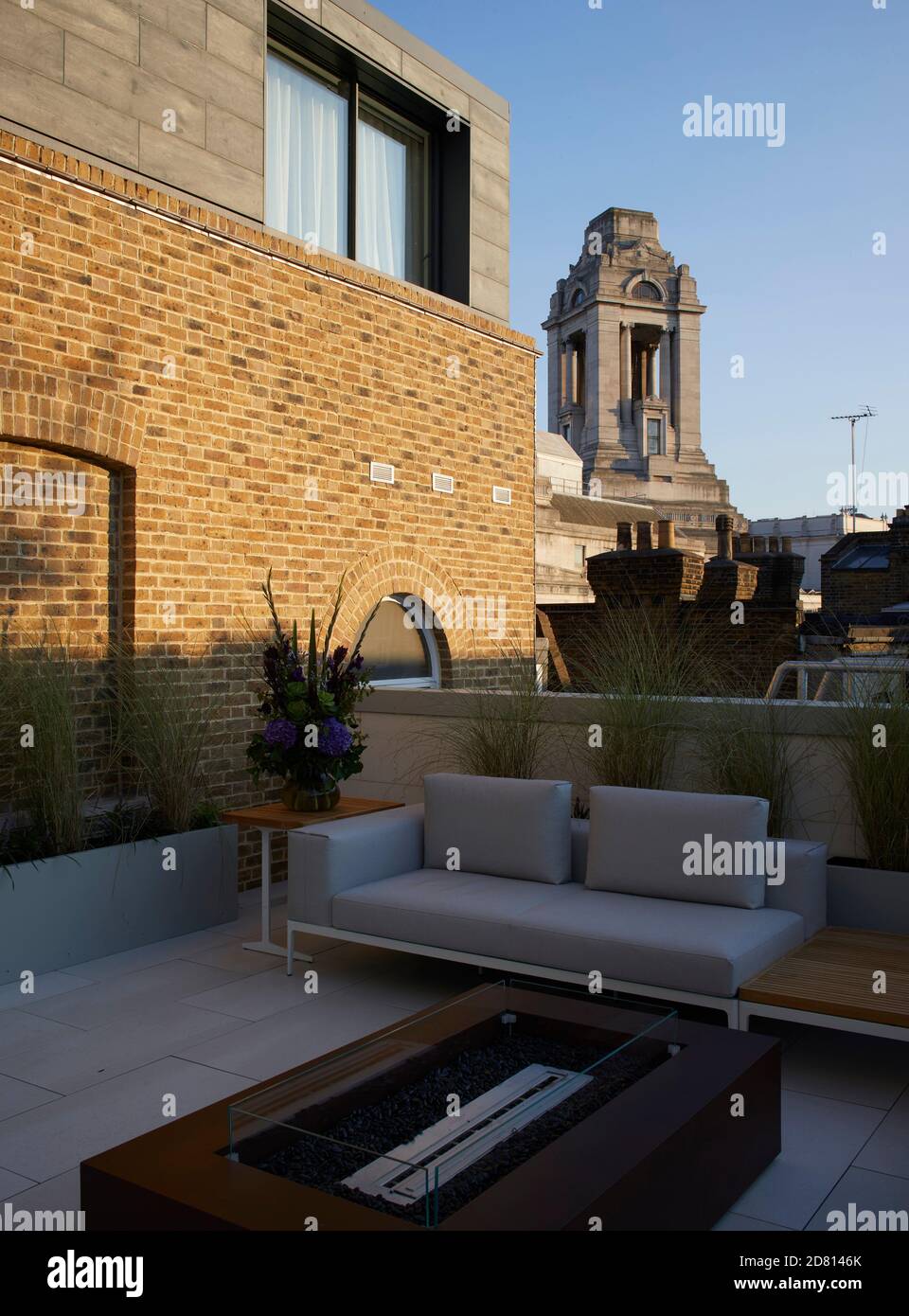 This Loft Has a Secret Garden - 'It's a Rooftop Oasis' - Livingetc