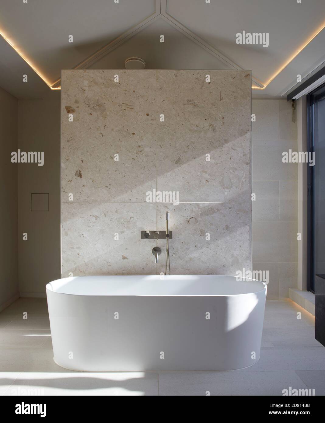 Picture of Covent garden penthouse apartment- Bathroom. General private home ...