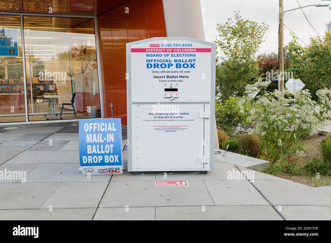 Washington DC official ballot drop box Stock Photo Alamy